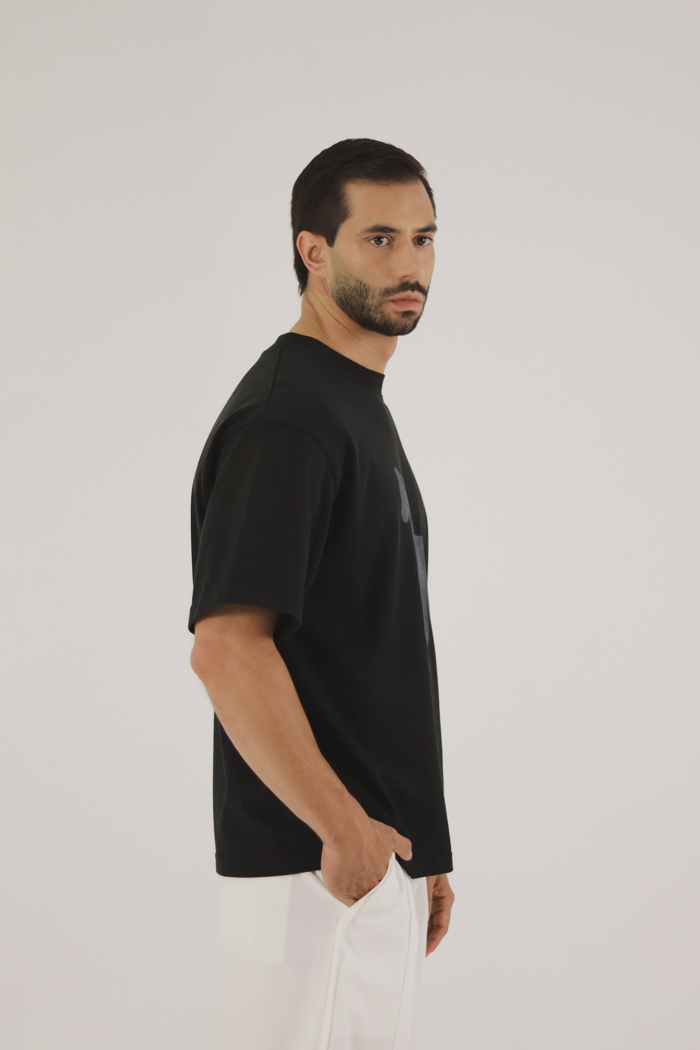 Camiseta Vestigio Negro